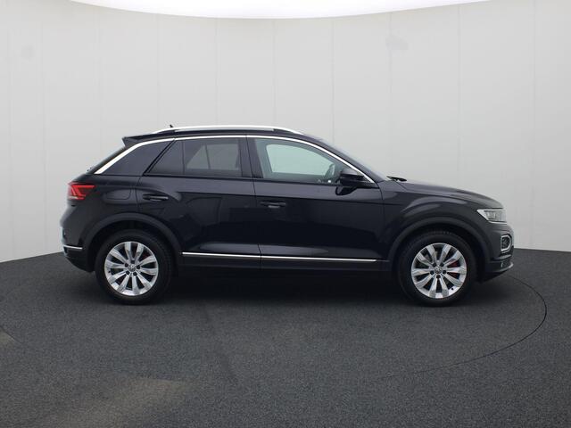 Volkswagen T-Roc 1.5TSI/150PK Sport · Camera · Adaptive Cruise Control · Navigatie · Stoelverwarming · LED