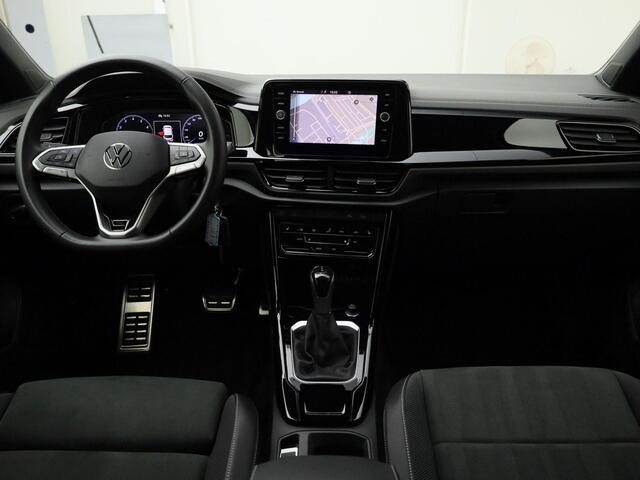 Volkswagen T-Roc 1.5TSI/150PK R-Line Blackstyle DSG · Navigatie · Apple/Android Car Play · Stoelverwarming · Massagefunctie · Garantie tot Januari 2029 of 100000km.