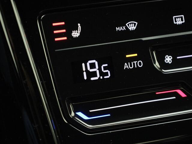 Volkswagen T-Roc 1.5TSI/150PK R-Line Blackstyle DSG · Navigatie · Apple/Android Car Play · Stoelverwarming · Massagefunctie · Garantie tot Januari 2029 of 100000km.