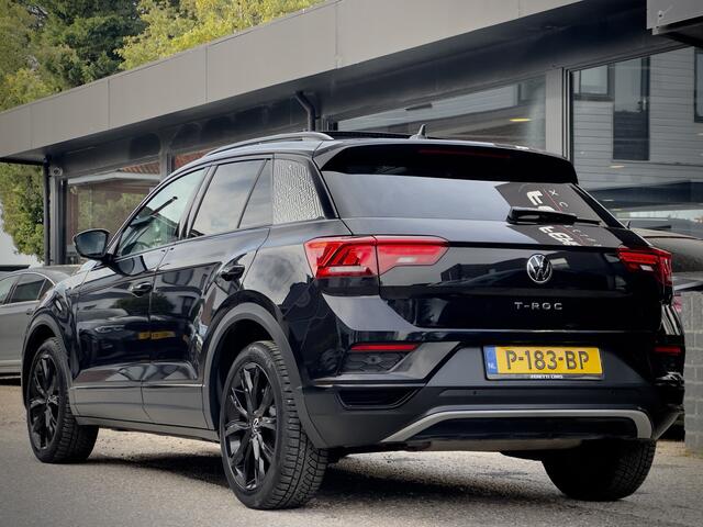 Volkswagen T-Roc 1.5 TSI AUT7 SPORT PANODAK NAVI CAMERA DIGI-DASH APPLE-CARPLAY LED LMV PDC