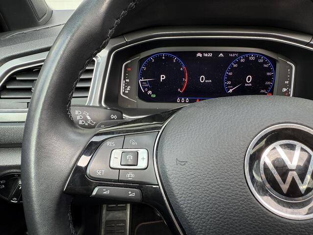 Volkswagen T-Roc 1.5 TSI Sport Automaat Pano Virtual Keyless
