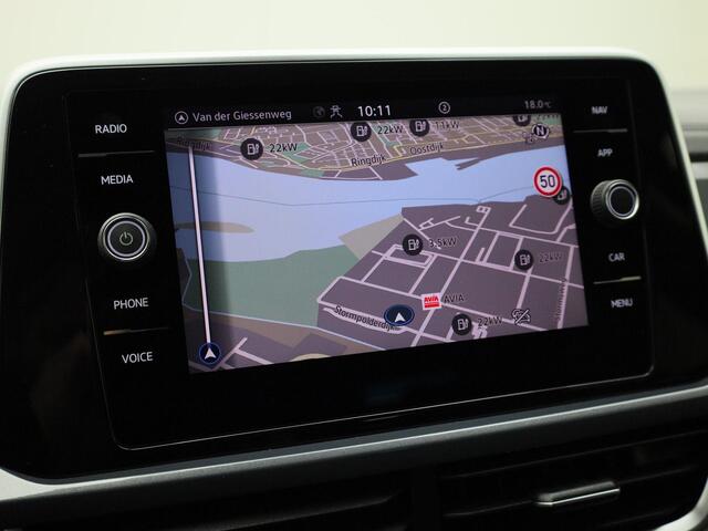 Volkswagen T-Roc 1.5TSI/150PK Style DSG · Navigatie · Apple/Android · Trekhaak · Stoelverwarming · Garantie tot januari 2027