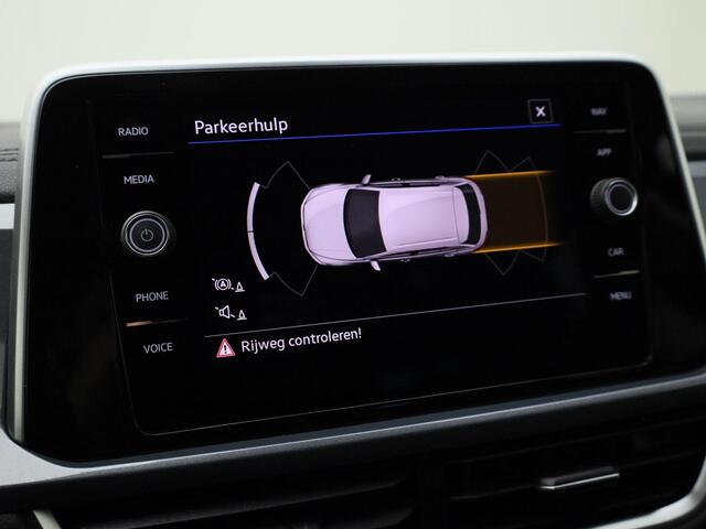 Volkswagen T-Roc 1.5TSI/150PK Style DSG · Navigatie · Apple/Android · Trekhaak · Stoelverwarming · Garantie tot januari 2027