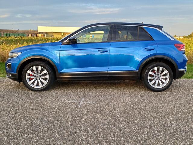 Volkswagen T-Roc 1.5 TSI Sport /Prachtige auto!/Navi/Carplay/Camera/