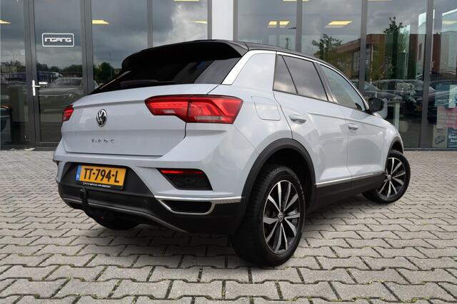 Volkswagen T-Roc 1.5 TSI Style | Camera | Trekhaak | Winter Pakket |