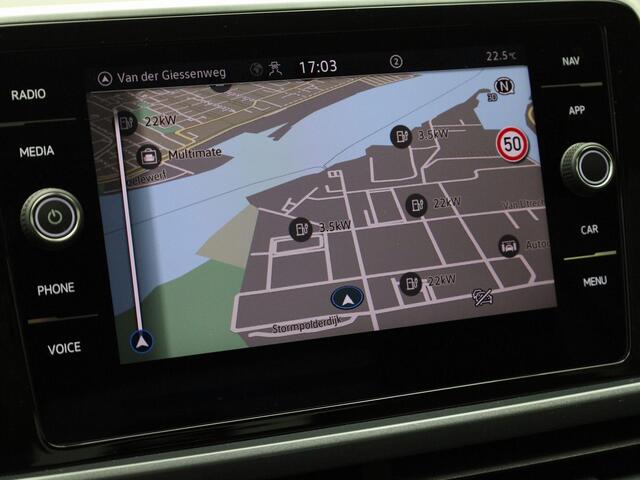 Volkswagen T-Roc 1.5TSI/150PK Style DSG · Navigatie · Massagefunctie · Apple/Android · Garantie tot januari 2027 of 100000km.