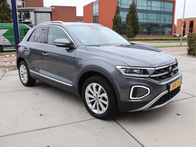 Volkswagen T-Roc 1.5 TSI Style Plus Clima, ACC, BEATS, Facelift! Aanbieding!