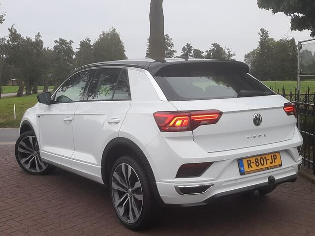Volkswagen T-Roc 1.0 TSi 115pk R-Line Airco Navigatie Digitaal-Dashboard App-Connect BTW-auto