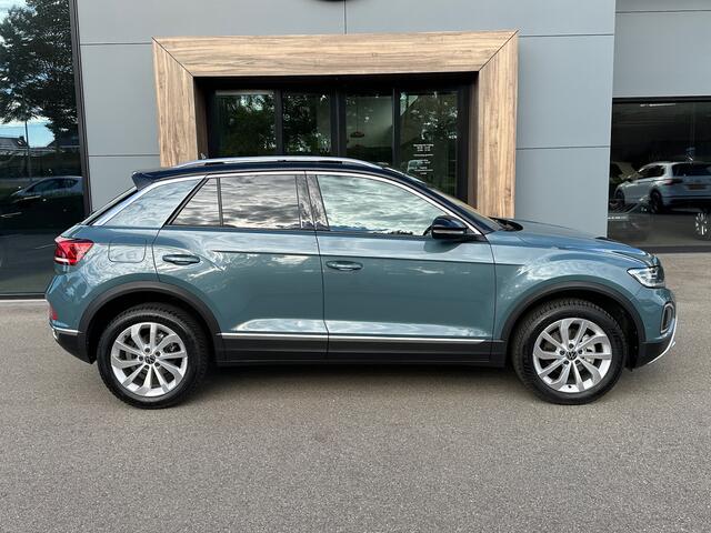 Volkswagen T-Roc 1.5 TSI 150pk DSG Style | Trekhaak | Navi | IQ light | Adapt. Cruise | Rijklaar incl. garantie