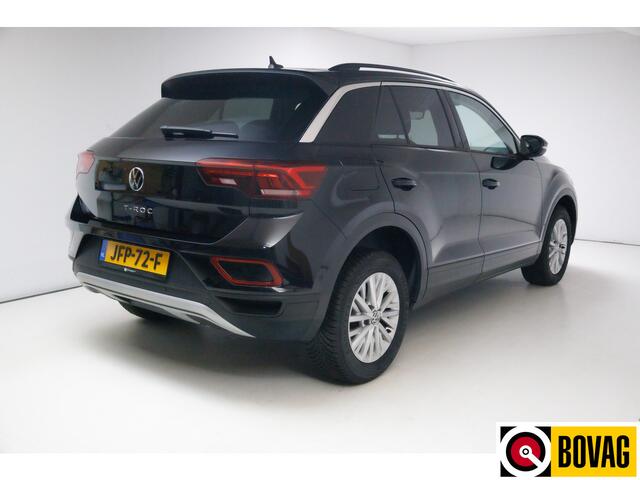 Volkswagen T-Roc 1.0 TSI 116 PK Business Edition | Stoelverw. | Apple Carplay / Android auto | PDC V+A | Automatisch inparkeren, Climate control, all season banden, extra getint glas achter