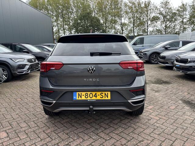 Volkswagen T-Roc 1.0 TSi 110 Pk Style | Cruise Control | Climate Control | Parkeersensoren | Bluetooth | Trekhaak | Camera | 18 inch | 79.729 Km!!