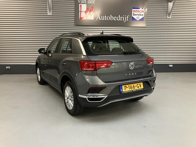 Volkswagen T-Roc 1.0 TSI STYLE/PDC/CAM/TREKH/STOEL STUUR VERW/CLIMA/ENZ