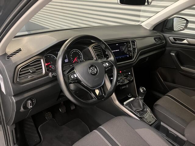 Volkswagen T-Roc 1.0 TSI STYLE/PDC/CAM/TREKH/STOEL STUUR VERW/CLIMA/ENZ