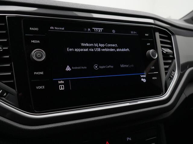 Volkswagen T-Roc 1.5 TSI 150 pk DSG Sport Business R | Panoramadak | Achteruitrijcamera | Adaptive Cruise | LED koplampen | Keyless | 20 inch