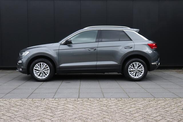 Volkswagen T-Roc 1.0 TSI Style | TREKHAAK | PDC | LMV | CRUISE | NAVI | APPLE CARPLAY |