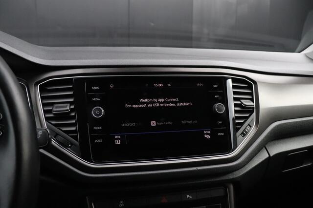 Volkswagen T-Roc 1.0 TSI Style | TREKHAAK | PDC | LMV | CRUISE | NAVI | APPLE CARPLAY |
