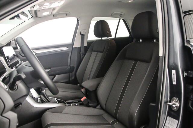 Volkswagen T-Roc Life Edition 1.0 TSI 115pk Adaptive cruise control, Achteruitrijcamera, Stoelverwarming, LED koplampen, Parkeersensoren, Airco, DAB, Radio, App connect