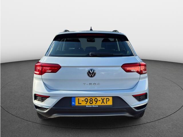 Volkswagen T-Roc 1.0 TSI Style [ Adaptive cruise Navigatie ]