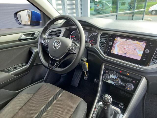 Volkswagen T-Roc 1.0 TSI Style NAVI / CARPLAY / ANDROID - CLIMA - ADAP CRUISE - PDC V/A - NL AUTO - 1 EIGENAAR