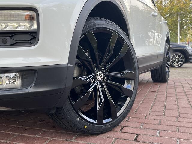 Volkswagen T-Roc 1.5 TSI Style Business / 150PK / Elect. Achterklep / 18 Inch / Trekhaak / Navigatie / Apple Carplay / PDC / Adaptive Cruise