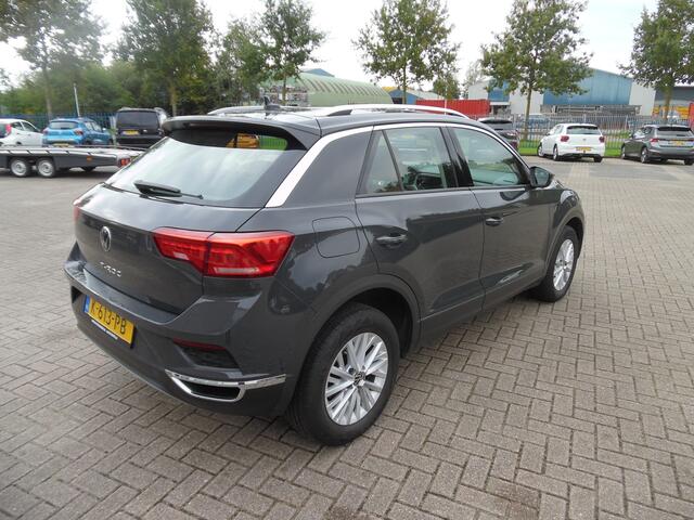 Volkswagen T-Roc 1.0 TSI Style Business