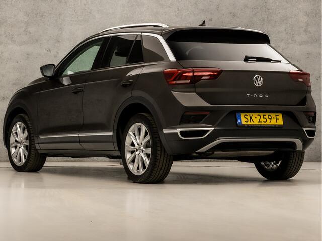 Volkswagen T-Roc 1.5 TSI Sport 150Pk (PANORAMADAK, VIRTUAL COCKPIT, APPLE CARPLAY, STUUR/STOELVERWARMING, LEDER, LED KOPLAMPEN, KEYLESS, ADAPTIVE CRUISE, GETINT GLAS, NIEUWSTAAT)