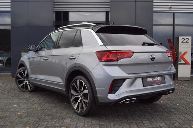 Volkswagen T-Roc 1.5 TSI DSG R-Line 150pk / Trekhaak wegklb./Panodak/ Navi Pro/ IQ LED/19 Inch LM/Camera