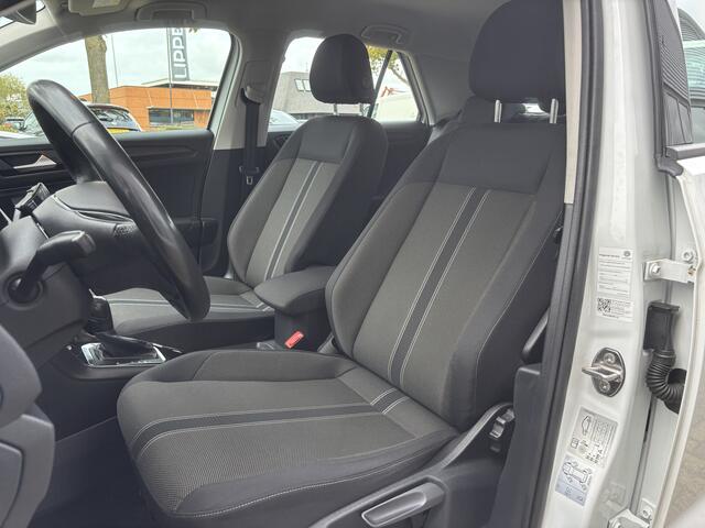 Volkswagen T-Roc 1.5 TSI Style Business | Automaat | Trekhaak | Virtual Cockpit | Topstaat!