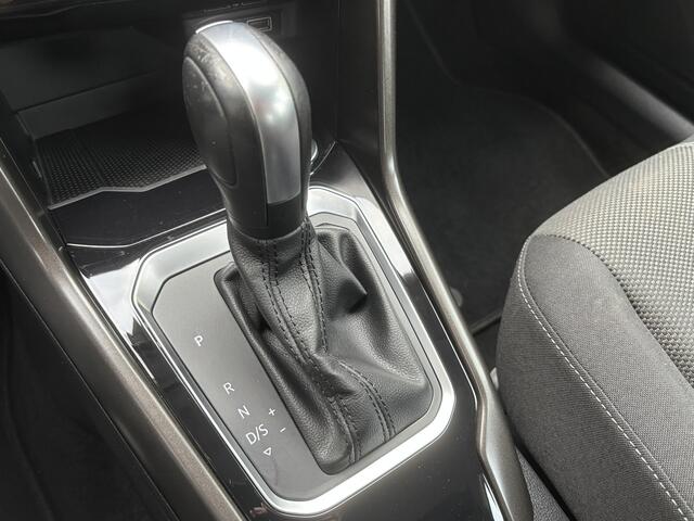 Volkswagen T-Roc 1.5 TSI Style Business | Automaat | Trekhaak | Virtual Cockpit | Topstaat!