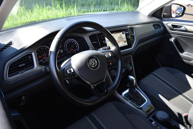 Volkswagen T-Roc 1.5 TSI 150PK DSG Style NAVI/PDC/CARPLAY
