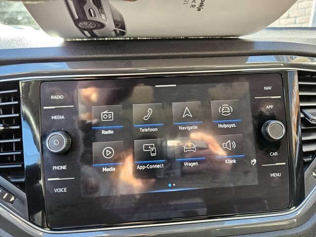 Volkswagen T-Roc 1.5 TSI Sport