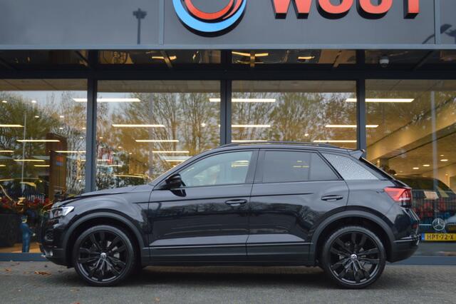 Volkswagen T-Roc 1.5 TSI Sport DSG Led Acc Virtual Camera Keyless CarPlay Pdc