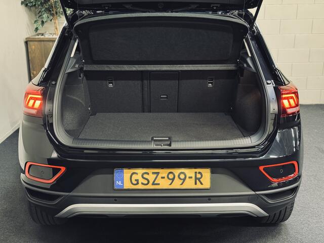 Volkswagen T-Roc 1.5 TSI Oranje Edition | NAP | IQ | Navi