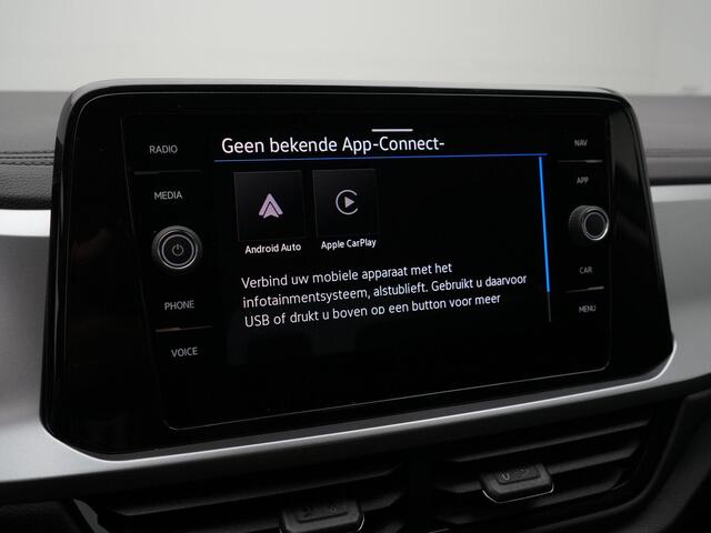 Volkswagen T-Roc 1.5 TSI 150 pk DSG Life Edition | Achteruitrijcamera | Navigatie | Adaptive Cruise | Keyless Entry