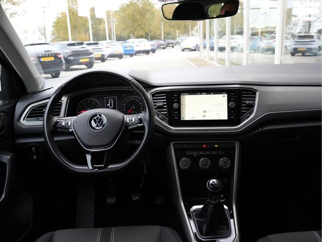 Volkswagen T-Roc 1.0 TSI Style | Navigatie | Adaptive Cruise | PDC | Android/Apple Carplay