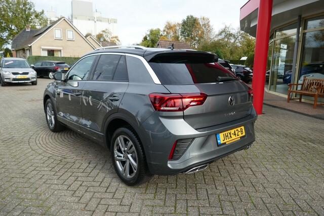 Volkswagen T-Roc 1.5 TSI R-LINE EDITION 360 CAMERA / STOELVERWARMING / TREKHAAK