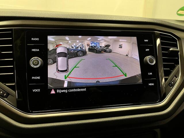 Volkswagen T-Roc 1.5 TSI Style | 1e-EIG. | TREKHAAK | CAMERA | CARPLAY |