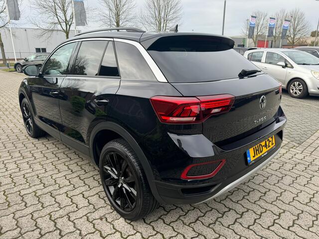 Volkswagen T-Roc 1.5 TSI Style navi, camera, pdc, sportvelgen