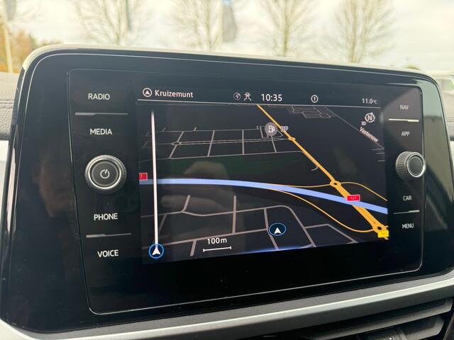 Volkswagen T-Roc 1.5 TSI Style navi, camera, pdc, sportvelgen
