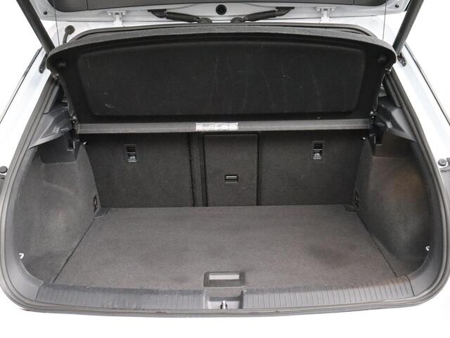 Volkswagen T-Roc 1.5 TSI Sport Business R | Trekhaak | ACC | Camera!