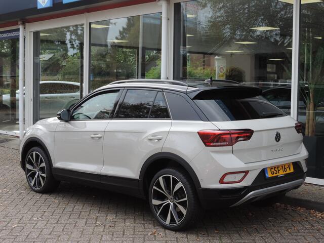 Volkswagen T-Roc 1.5 TSI Black Style DSG - Camera | ACC | Matrix LED | CarPlay | Park Assist | Elek. klep