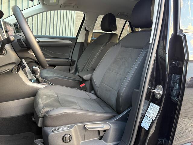 Volkswagen T-Roc 1.5 TSI 150Pk DSG Style | Trekhaak afnb. | IQ Light | Allseason banden | Prijs Rijklaar!!