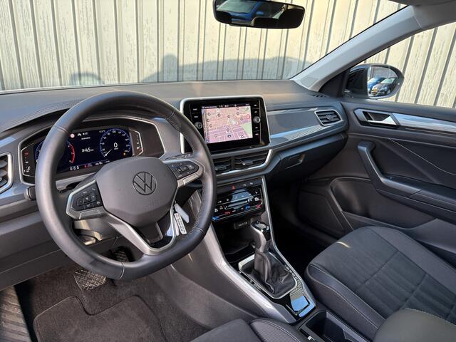 Volkswagen T-Roc 1.5 TSI 150Pk DSG Style | Trekhaak afnb. | IQ Light | Allseason banden | Prijs Rijklaar!!