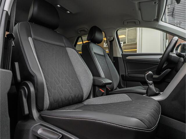 Volkswagen T-Roc 1.0 TSI Life Edition GOAL FULL LED STOELVERW VIRTUAL DASH PRIVACY GLASS ADAP CRUISE