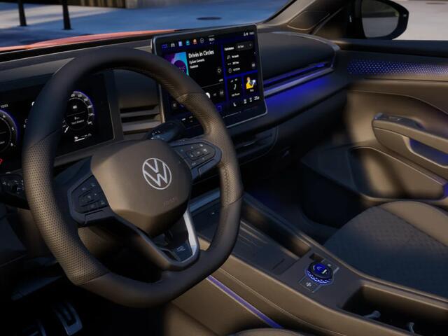 Volkswagen T-Roc R-Line First Edition 1.5 eTSI 150 PK 7 versn. DSG · Assistance Pakket · Black Style Pakket · Multimedia Pakket · Trekhaak