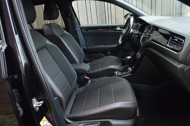 Volkswagen T-Roc 1.5 TSI Sport DSG Led Navi Virtual Acc Camera CarPlay Afn.trekh Pdc