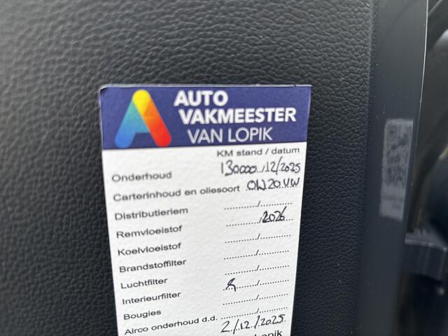 Volkswagen T-Roc 1.5 TSI Style Automaat Trekhaak / Navigatie / Carplay