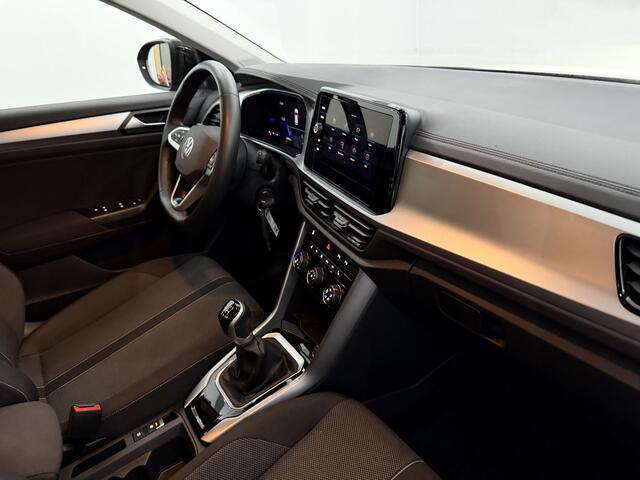 Volkswagen T-Roc 1.0 TSI Life Airco, Apple carplay, Parkeersensoren, Stoelverwarming, A start stop, Virtual desk, 2 Jaar garantie