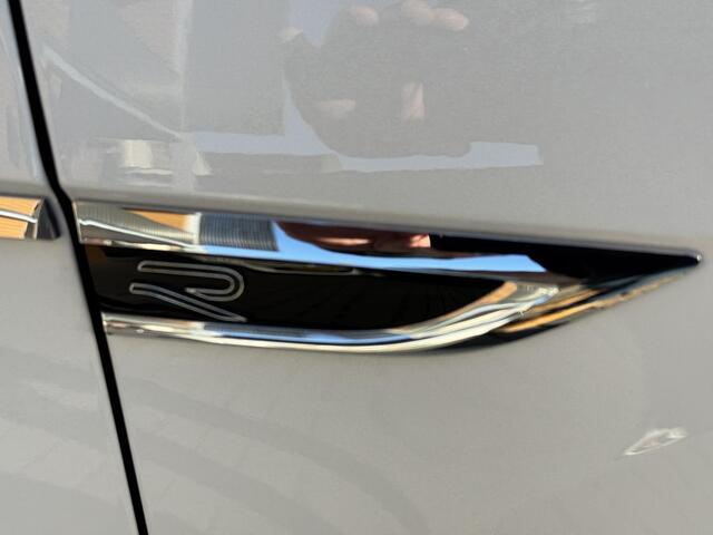 Volkswagen T-Roc 1.5 TSI R-Line Bisns,Black style,Cam,Carpl,Cruis