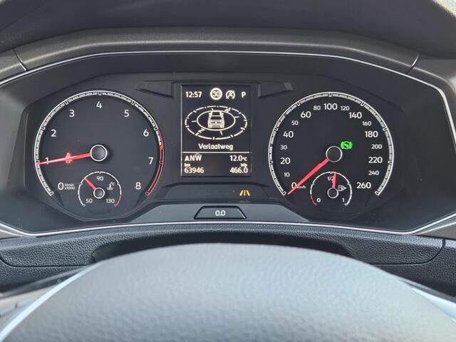 Volkswagen T-Roc 1.5 TSI Style Business Plus Two-tone Automaat